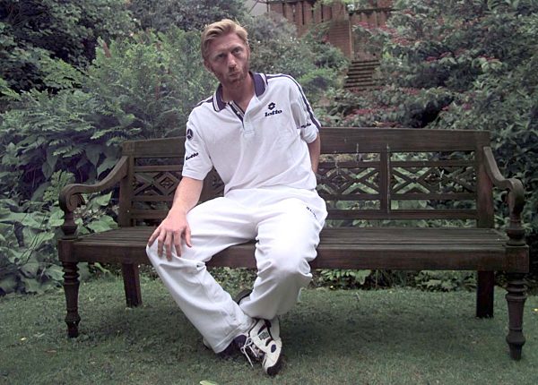 Tennis  Wimbledon 1999     Boris BECKER  nach seiner Niederlage im.