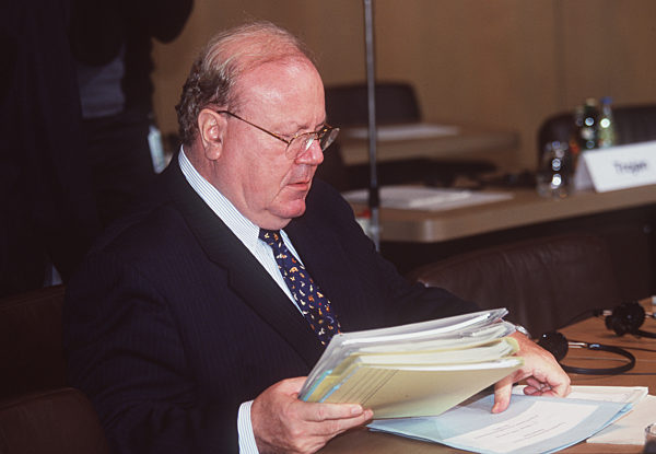 Europapolitik
Martin BANGEMANN (FDP), deutscher EU-Kommissar.