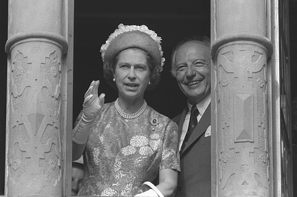 Koenigin Elizabeth II.