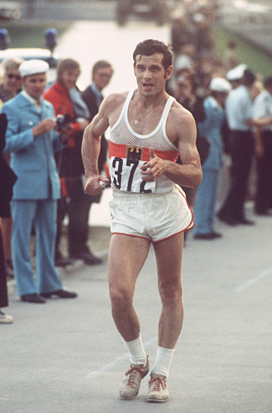 Bernd KANNENBERG, Gehen