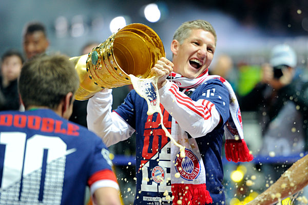 Bastian SCHWEINSTEIGER beendet seine Karriere!
.