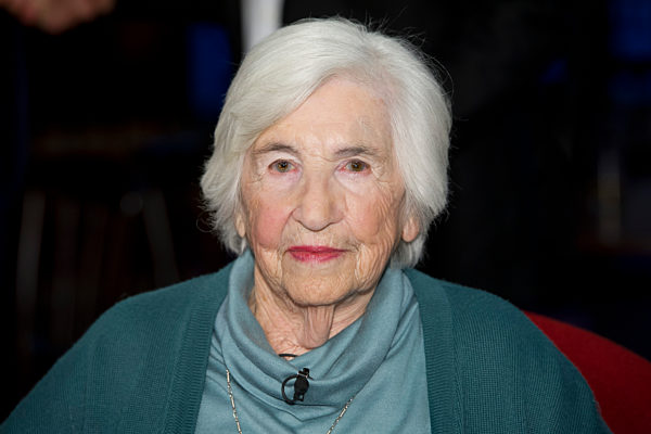 Esther BEJARANO gestorben.