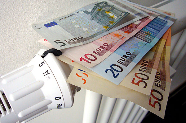 Wegen explodierender Preise  
Regierung bringt Heizkostenzuschuss auf den Weg.