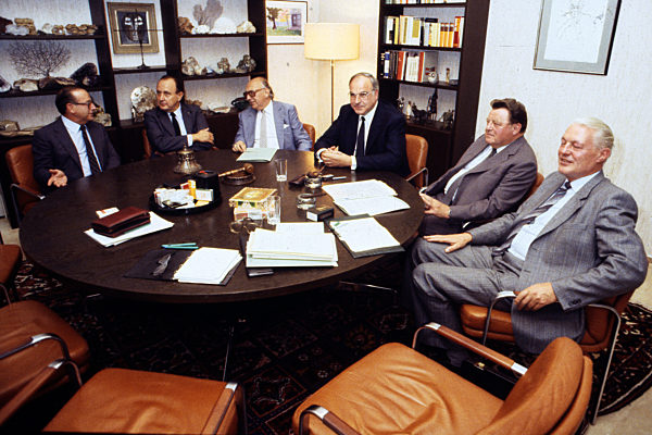 Koalitionsverhandlungen 1982 zwischen CDU, CSU und FDP