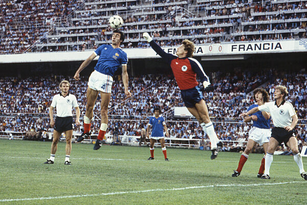 Fussball WM 1982 Spanien, Nacht von Sevilla.