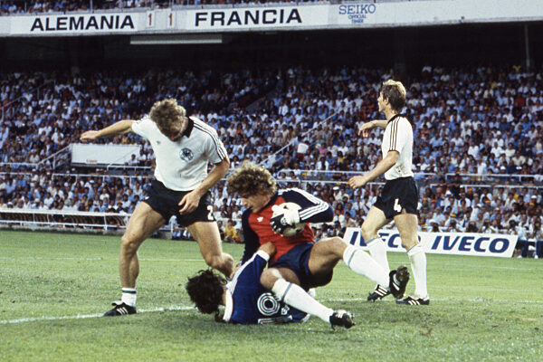 Fussball WM 1982 Spanien, Nacht von Sevilla.