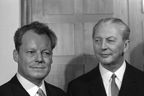 Willy Brandt und urt Georg Kiesinger.