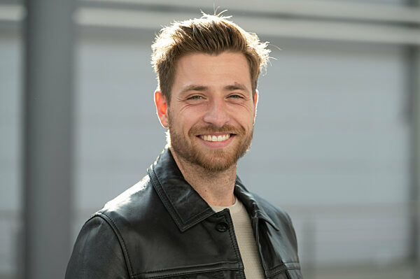 Schauspieler Thiago BRAGA DE OLIVEIRA neu bei ALLES WAS ZAEHLT.