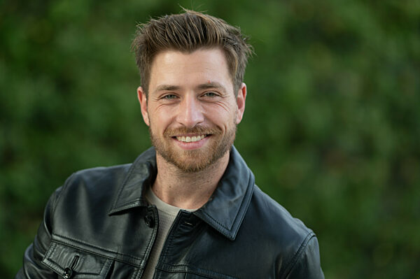 Schauspieler Thiago BRAGA DE OLIVEIRA neu bei ALLES WAS ZAEHLT.