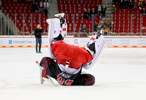 Eishockey 1. Bundesliga/ Duesseldorfer EG - Adler Mannheim 1:0.