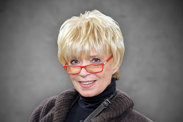 Klimbim Ikone Ingrid STEEGER im Alter von  76 Jahren gestorben.