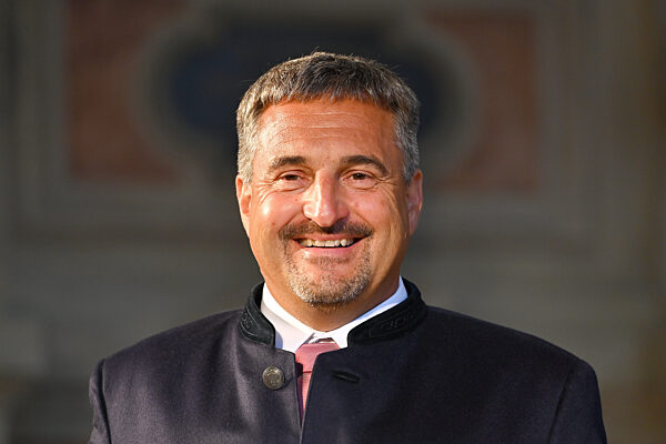 Aushaendigung Bayerischer Verdienstorden.