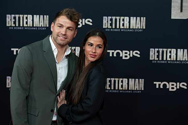 Filmpremiere BETTER MAN - Die Robbie Williams Story.