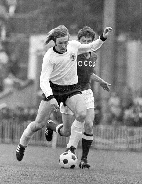 Guenter NETZER feiert am 14.09.2014 seinen 70. Geburtstag