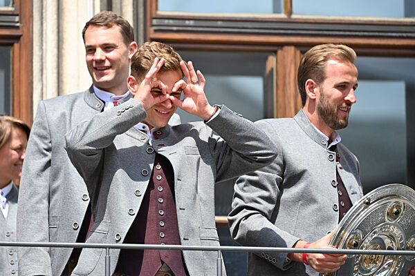 Meisterfeier FC Bayern Muenchen auf dem Marienplatz.