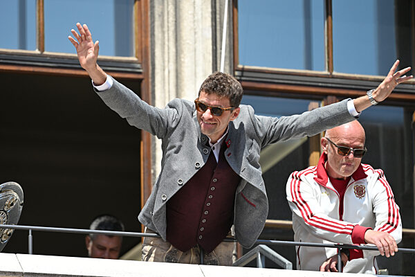 Meisterfeier FC Bayern Muenchen auf dem Marienplatz.