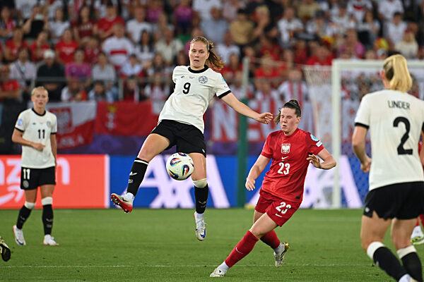 Fussball UEFA Women`s EURO  2025 
Deutschland - Polen   2-0.