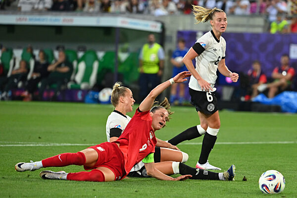 Fussball UEFA Women`s EURO  2025 
Deutschland - Polen   2-0.