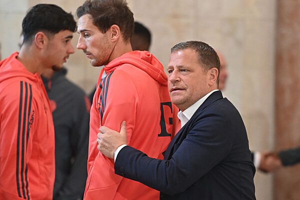 Markus SOEDER (Ministerpraesident Bayern und CSU Vorsitzender) empfaengt die Meistermannschaften des FC Bayern in der Staatskanzlei in Muenchen.