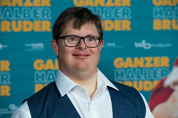 Filmpremiere GANZER HALBER BRUDER.