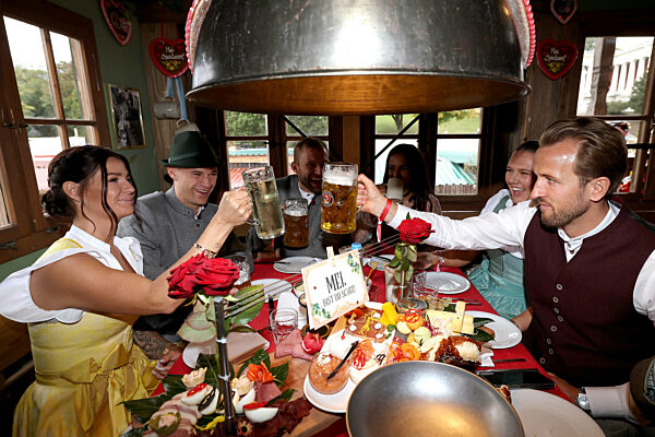 FC Bayern auf dem Oktoberfest 2025.