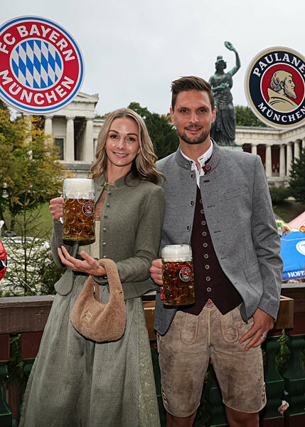FC Bayern auf dem Oktoberfest 2025.