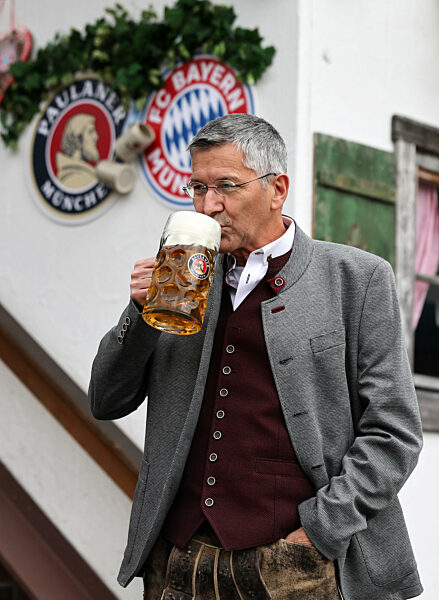 FC Bayern auf dem Oktoberfest 2025.