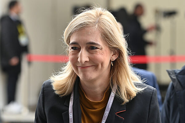 Sicherheitskonferenz MSC Munich Securiy Summit vom 13.02.-15.02.2006 im Hotel Bayerischer Hof