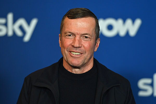 SKY SPOTLIGHT Program Presentation / Red Carpet