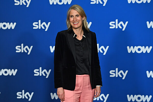 SKY SPOTLIGHT Program Presentation / Red Carpet