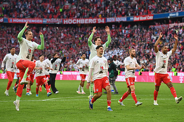 Fussball Bundesliga [Bundesliga] / 
FC FC Bayern Munich - Stuttgart 4-2