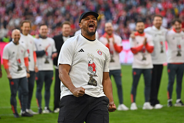 Fussball Bundesliga [Bundesliga] / 
FC FC Bayern Munich - Stuttgart 4-2