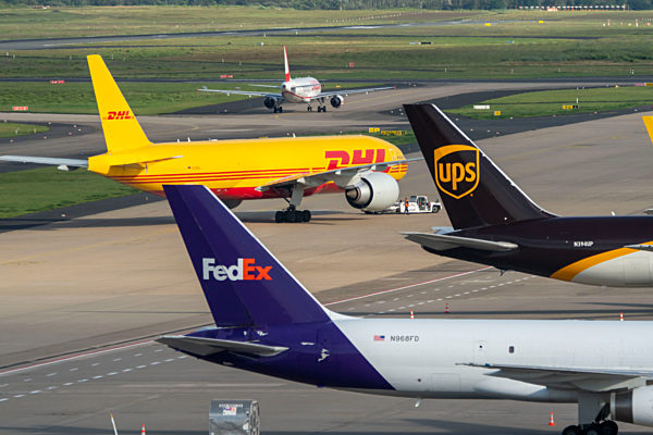 Luftfrachtzentrum Köln-Bonn