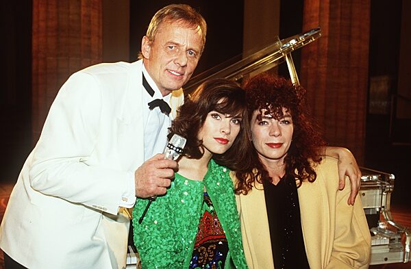 "Freunde fürs Leben"
 Rolf Becker, Maren Schumacher und
     Nina...