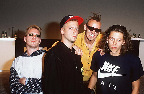 "Die Fantastischen Vier"
            08/93 cam

Band Musik Pop...