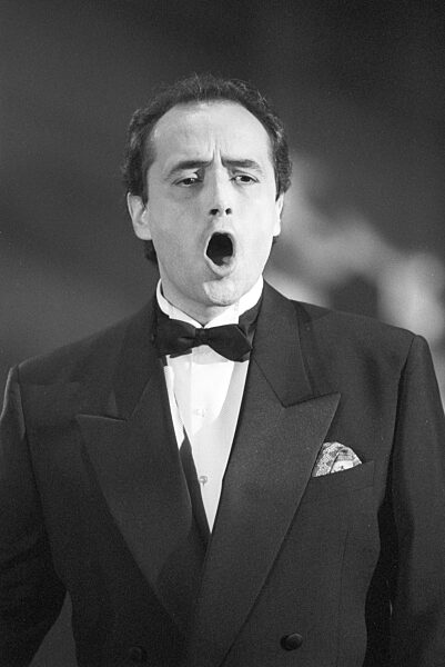 José Carreras
(Opernsänger)
01/90 ru
José Carreras während eines...