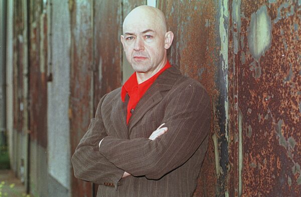 Gerd Knebel
Farbnegativ
06/99 pp



Mann TV Fernsehen Kabarett Comedy...