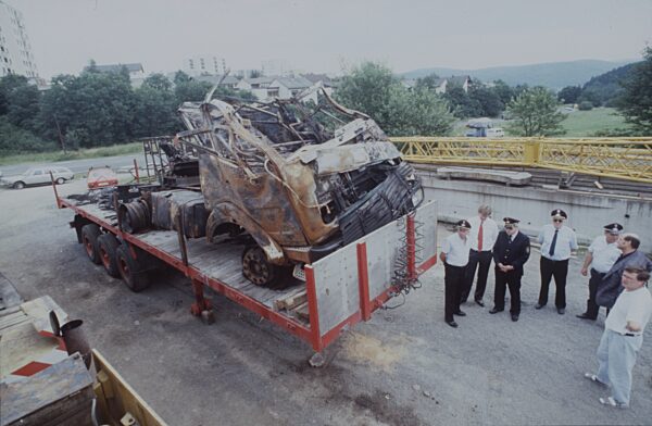 Tanklastzugunglück Herborn
Aufräumarbeiten
07/87 teu


 
Tanklastzugunglück...