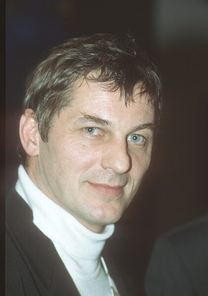 Heinz Hoenig
          11/92 te

Schauspiel Fernsehen Portrait...