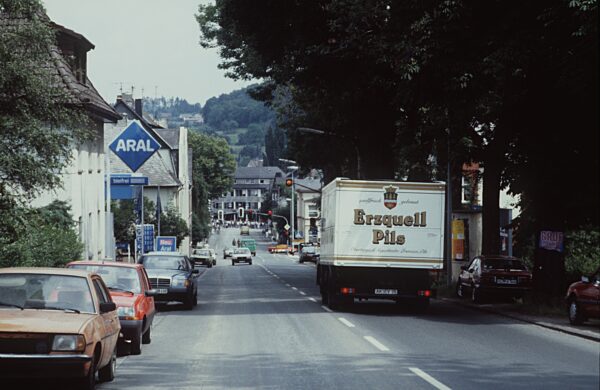 Tanklastzugunglück Herborn
Ortseingang von Herborn
07/87 teu


...