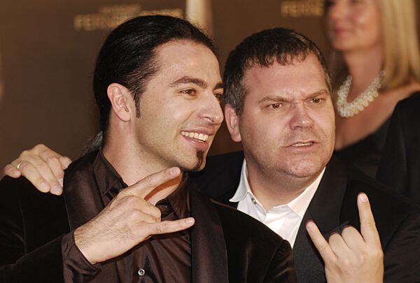 Bülent Ceylan (li.)
mit Elton
10/11 thg




Bülent Ceylan (li...