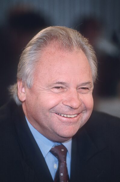 Eckart Witzigmann
              (Starkoch)
               10/99...