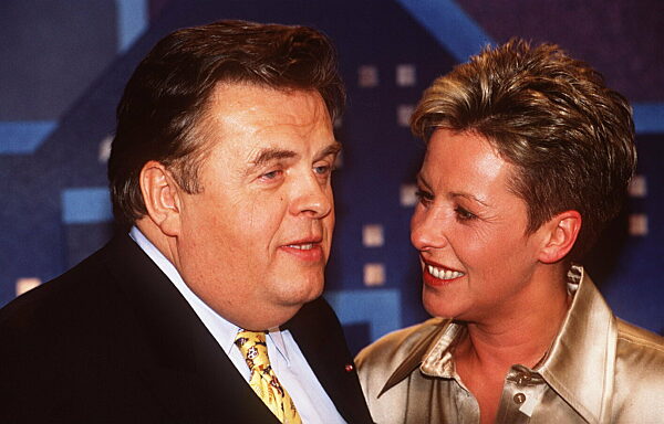 Margarethe Schreinemakers und
   Dr. Helmut Thoma in "Schreine-
   ...