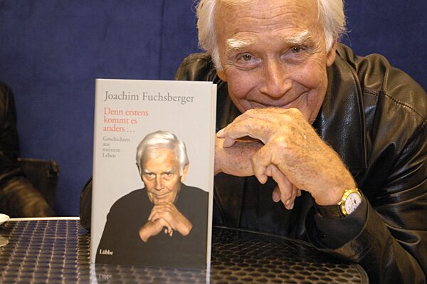 Joachim Fuchsberger 
(Schauspieler)
10/07 thg




Joachim Fuchsberger am 12...