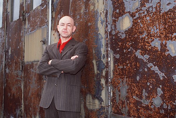 Gerd Knebel
          ("Badesalz")
            06/99 pp
Mann...