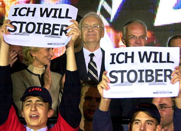 Edmund Stoiber bei Wahlkampfveranstaltung in Dortmund