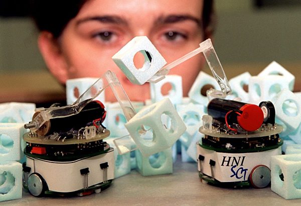 Kleinstbagger schaffen Ordnung