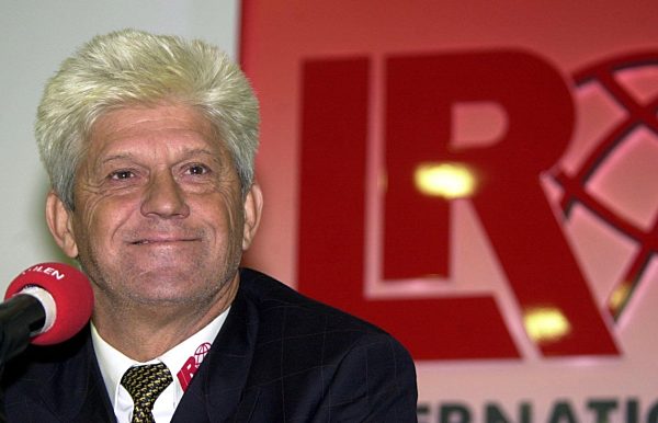 Fußball: Werner Lorant neuer Trainer in Ahlen