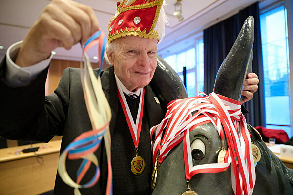 Karnevalist Helmut Scherer wird 90