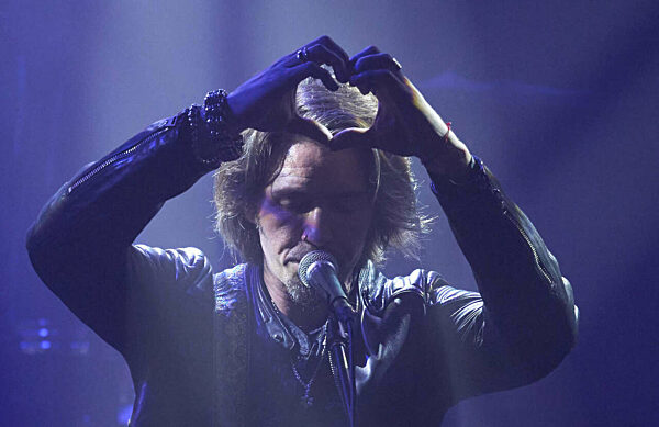 Gil Ofarim präsentiert «Korrektur der Zeit»